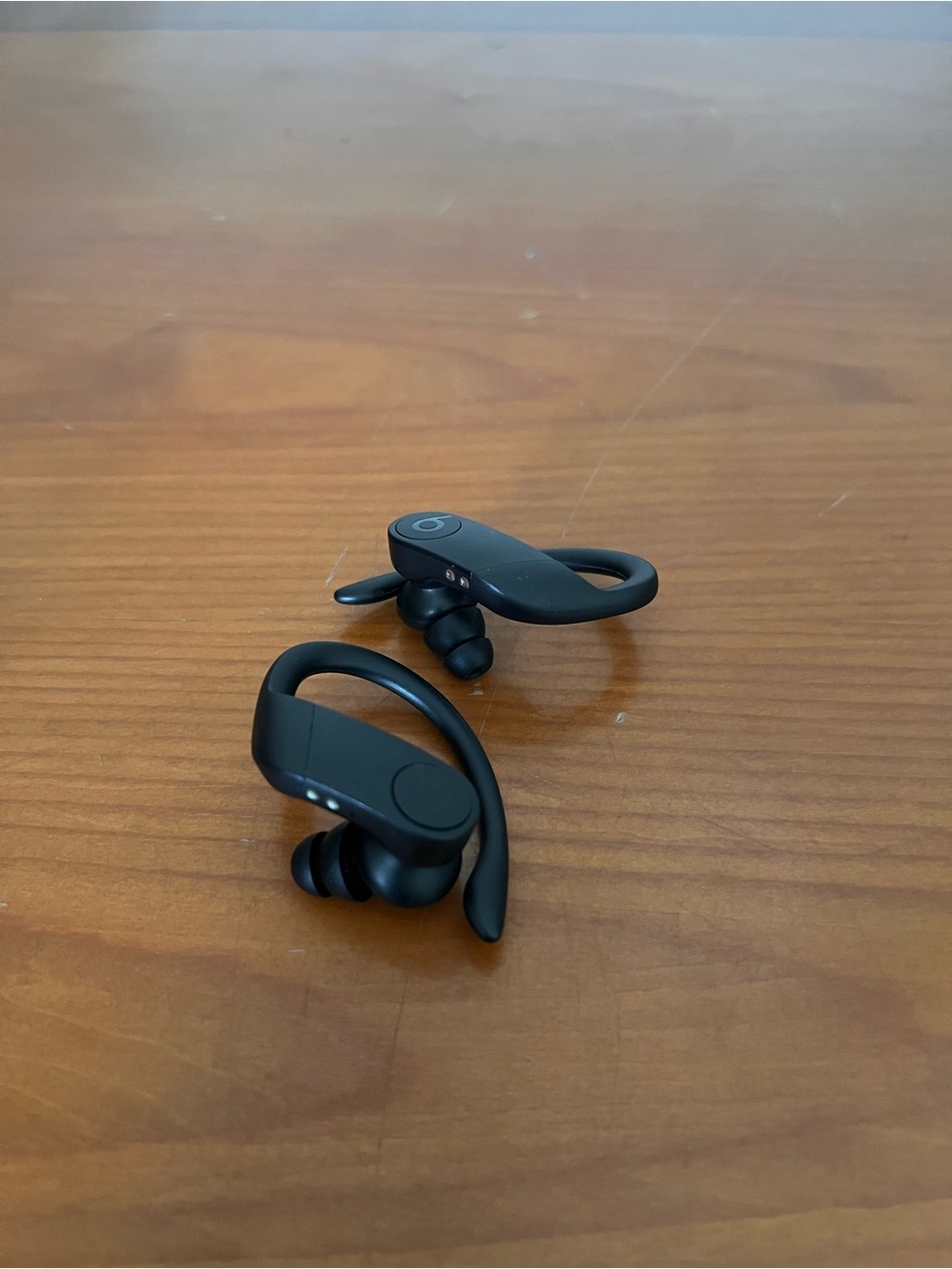 Beats by Dr. Dre Powerbeats Pro In-Ear Wireless Earphones Tested. - Picture 3 of 4